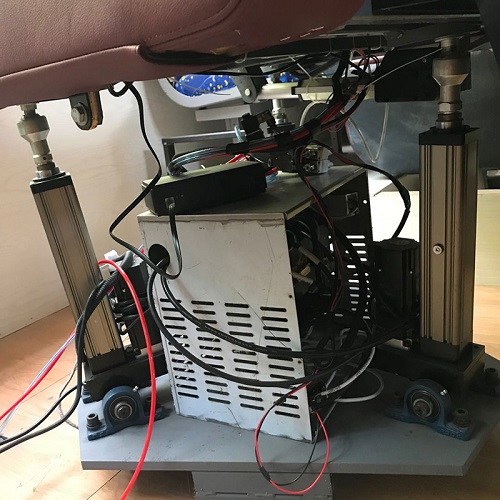 伺服電缸用于動感座椅安裝調試